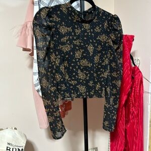 NWOT XS Dynamite Lobg Slv Blk/Brn Crop Blouse